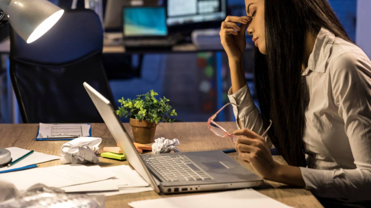 Turno nocturno, estos son los efectos de trabajar de noche en la salud física y mental