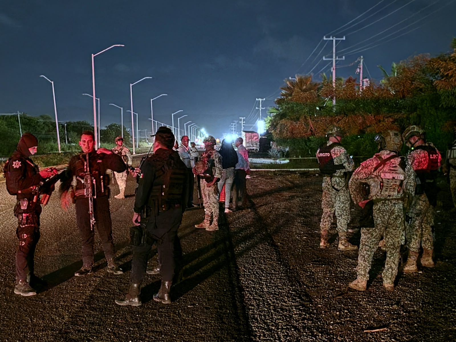 Abandonan el cuerpo de un hombre en La Costerita, Culiacán