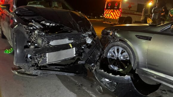 Choque entre tres vehículos deja cinco lesionados en Los Mochis, Sinaloa