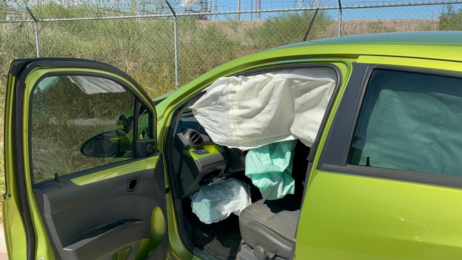 Accidente deja dos personas lesionadas en la colonia Tepeca de Los Mochis