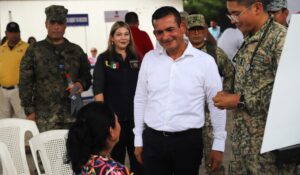 Acerca Ayuntamiento de Navolato servicios de salud y atención ciudadana a familias de cinco colonias