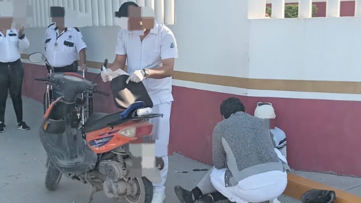 adulto sufre accidente en motocicleta en guasave