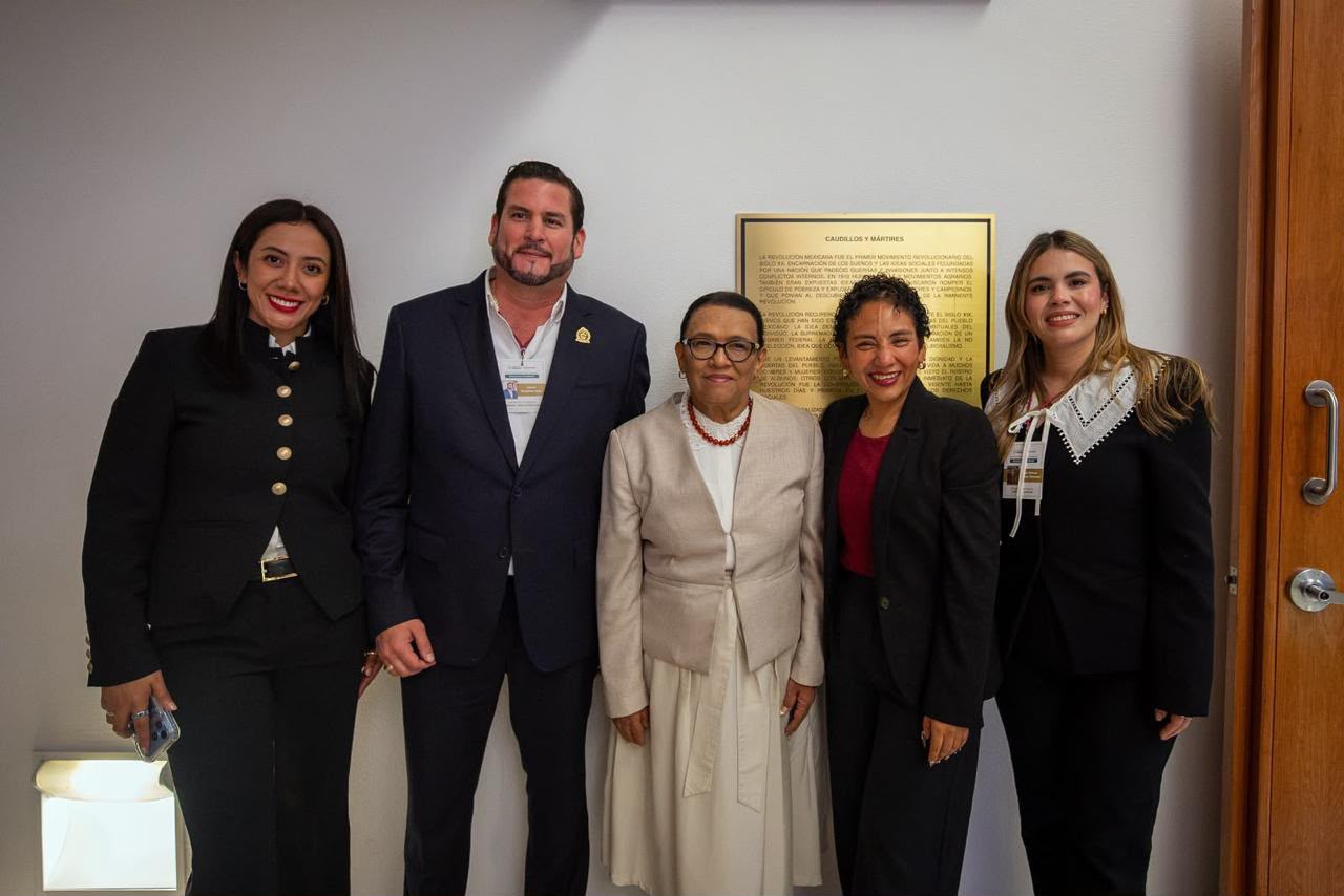 Alcaldesa de Culiacán participa en Reunión Nacional de Municipios Prioritarios; comprometen atención a las causas de la violencia