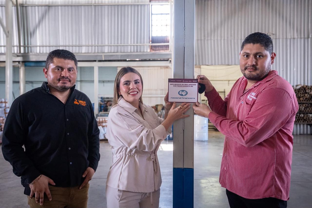 Alcaldesa de Culiacán entrega apoyo de programa Impulso Nafin