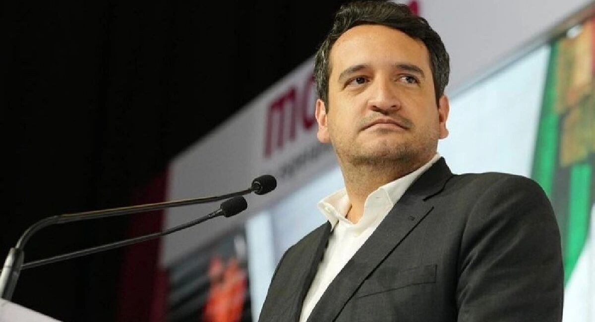 ‘Andy’ López Beltrán se registra como aspirante a candidato de Morena, a una diputación federal en Tabasco