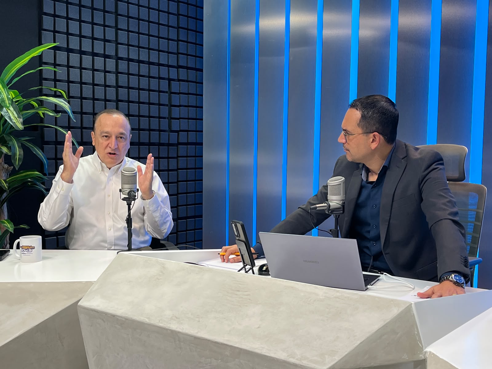 Antonio Menéndez, alcalde de Ahome, en entrevista con Omar de la Rocha