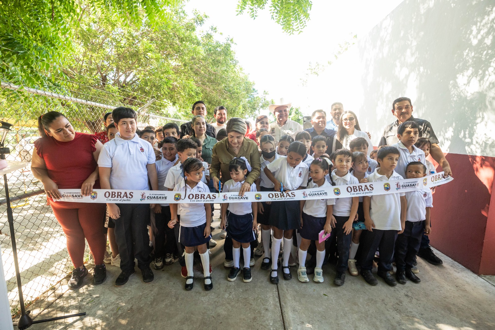Entregan dos dispensarios médicos equipados en comunidades de San Rafael