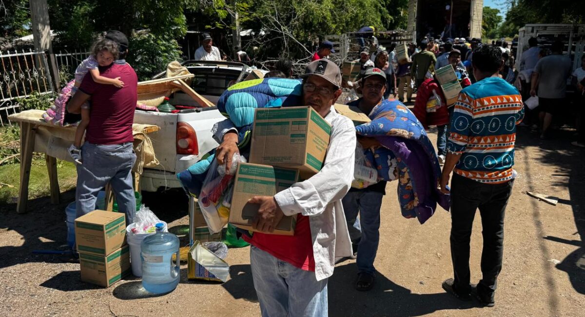 ¡Ahora sí llegaron los apoyos! Gobierno del Estado entrega ayuda a 175 familias de La Pitahaya, Guasave