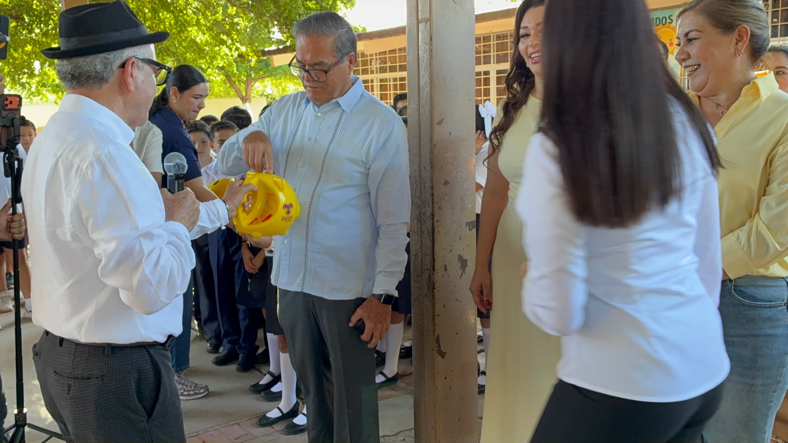 Arrancan boteo del Teletón 2026 en la primaria General Antonio Rosales de Los Mochis