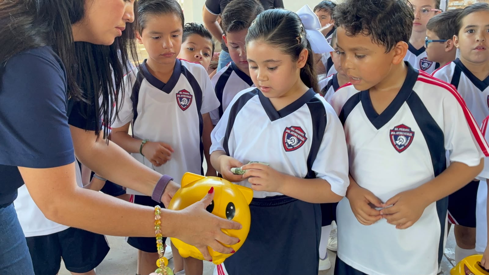 Arrancan boteo del Teletón 2026 en la primaria General Antonio Rosales de Los Mochis