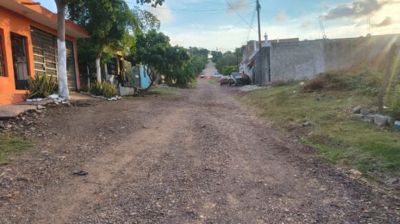 Arranca pavimentación de calles en las colonias Ejidal y Jaripillo, en Mazatlán, Sinaloa; invertirán 5.3 millones de pesos