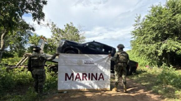 Marina asegura armas, cartuchos y más de 103 mil dosis de metanfetamina en Rosario y Escuinapa, Sinaloa