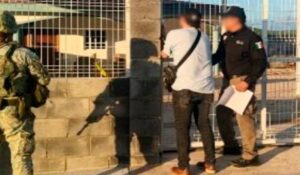 Aseguran propiedad en Carboneras de Culiacán donde había cargadores, droga, vehículos y municiones