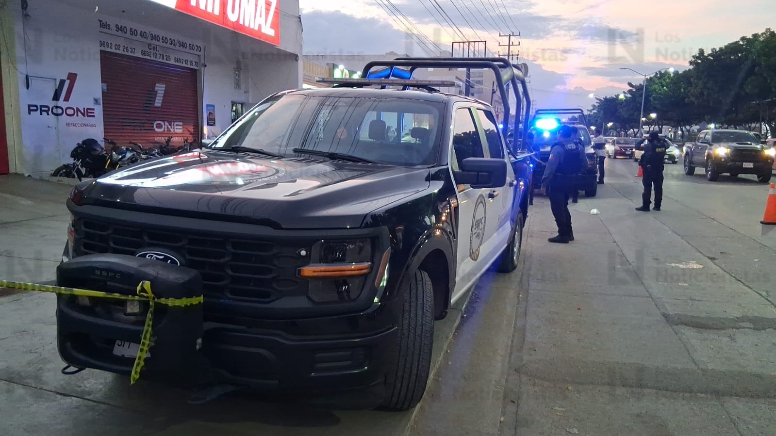 Asesinan a balazos a joven afuera de una refaccionaria en la colonia Jaripillo, Mazatlán