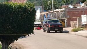 asesinan a balazos a un hombre afuera del taller de motos many al sur de mazatlan sin