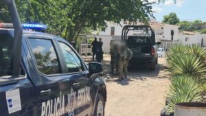 ataque a balazos al conductor de un vehiculo en culiacan militares