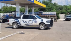 Ataque armado en gasolinera al sur de Mazatlán deja a joven gravemente herido