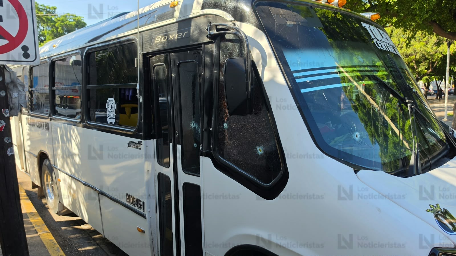 Ataque a balazos contra un camión urbano deja al chofer herido en Culiacán