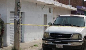 Ataque armado en la Ramón F. Iturbe en Mazatlán deja un hombre muerto y una mujer herida