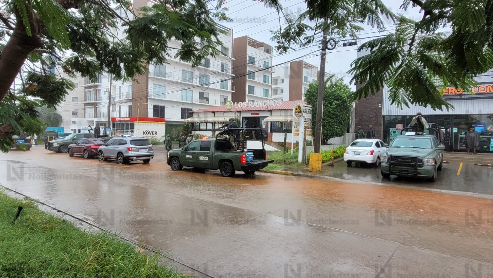Ataque armado en restaurante deja un muerto y un herido grave en Mazatlán