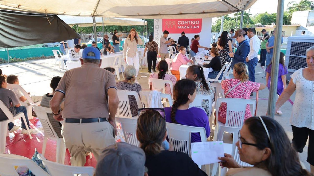 atienden a 56 vecinos y reciben 75 solicitudes durante jornada de contigo mazatlan colonia