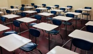 ¿Habrá clases el lunes en Mazatlán y el sur de Sinaloa? SEPyC espera avisos ante el huracán Simón