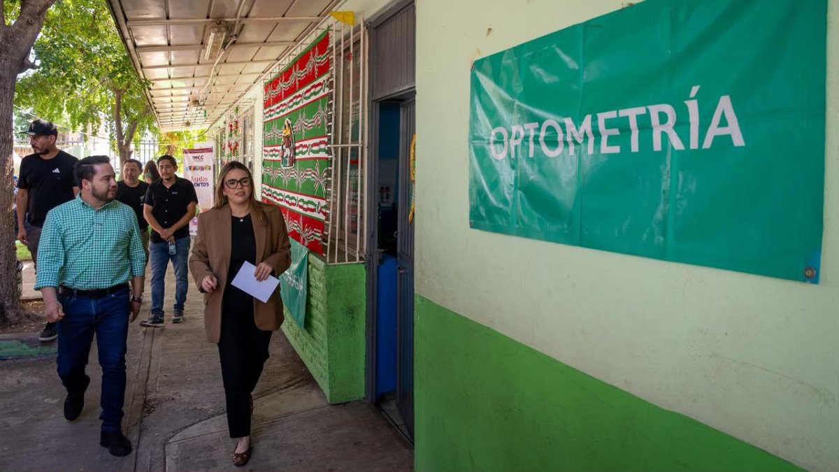 ayuntamiento de culiacan llevan servicios de salud a la colonia lazaro cardenas alcaldesa