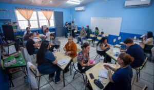 “Un gobierno de territorio, no de escritorio”: Ayuntamiento de Culiacán llevan servicios de salud, apoyos y obras a la colonia Lázaro Cárdenas