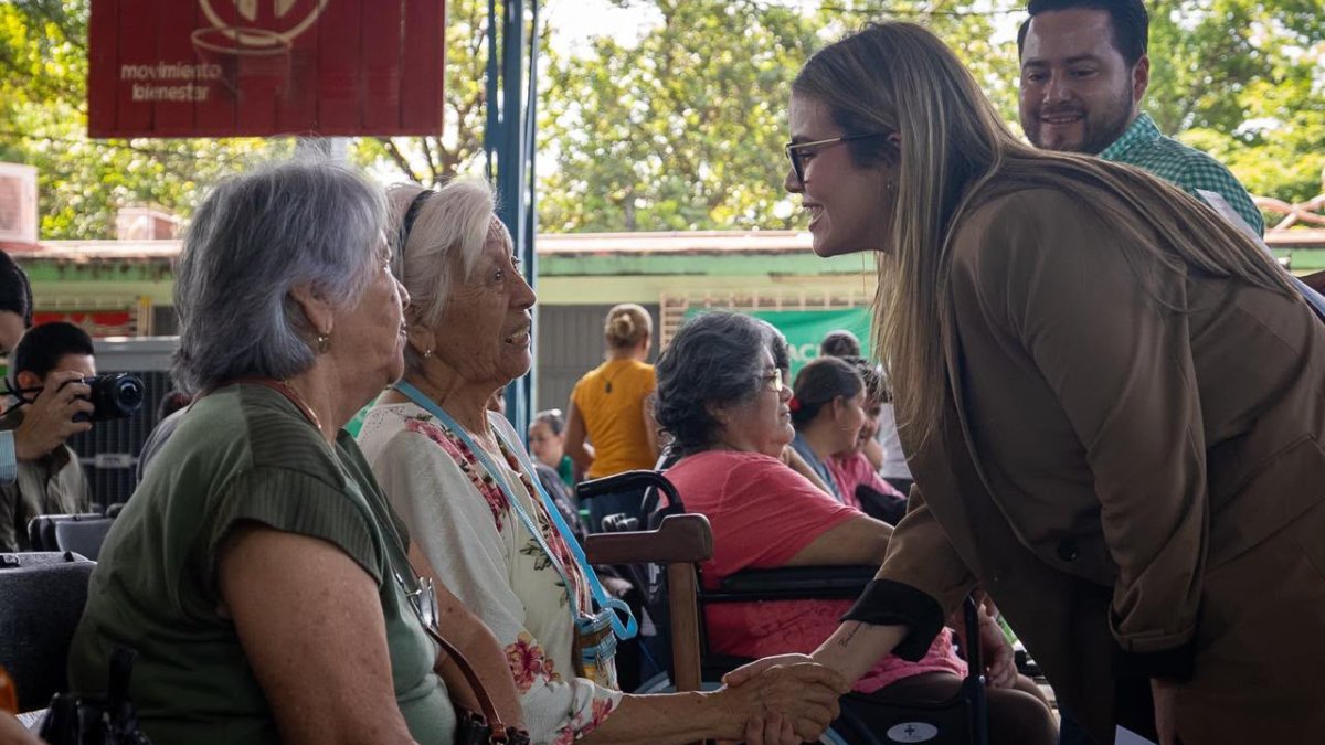 ayuntamiento de culiacan llevan servicios de salud a la colonia lazaro cardenas saludo