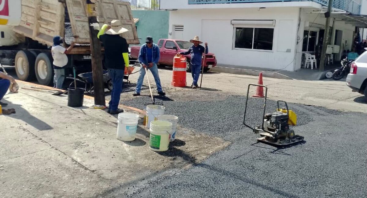 ¡Adiós a los baches! Mazatlán, Sinaloa, mete mano a calles y avenidas para mejorar la circulación