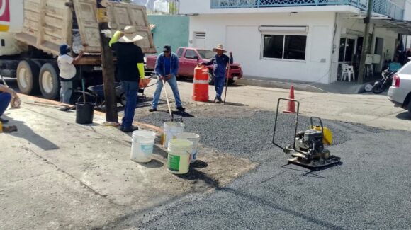 ¡Adiós a los baches! Mazatlán, Sinaloa, mete mano a calles y avenidas para mejorar la circulación