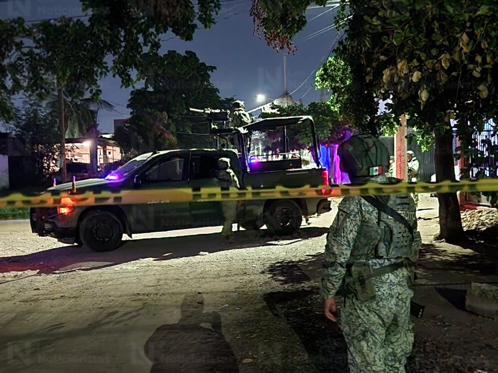 Balean abarrote en la colonia Adolfo López Mateos, en Culiacán