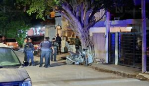 Balean vivienda en la colonia Francisco Villa, Mazatlán, Sinaloa