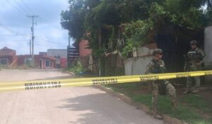 Balean vivienda en la colonia Lomas del Ébano, en Mazatlán, Sinaloa