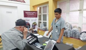 Beneficencia Pública supera los 10 mil apoyos en Sinaloa; entregan 273 lentes en Salvador Alvarado