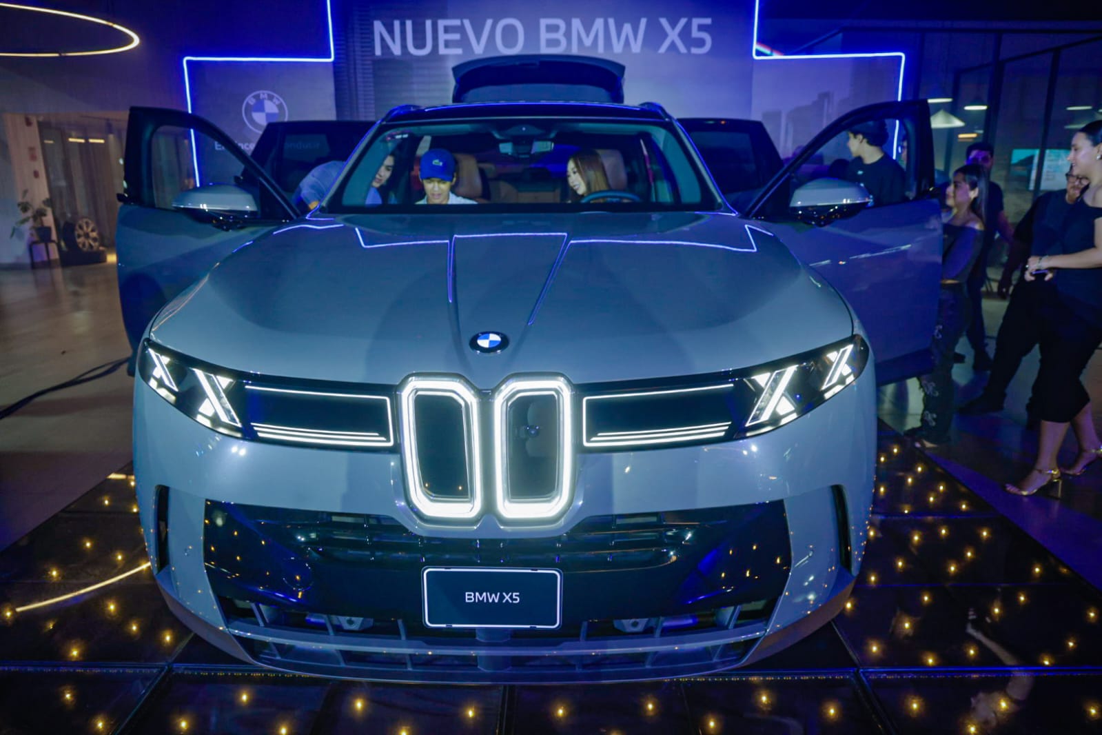 BMW presenta nuevo vehículo X5 2027