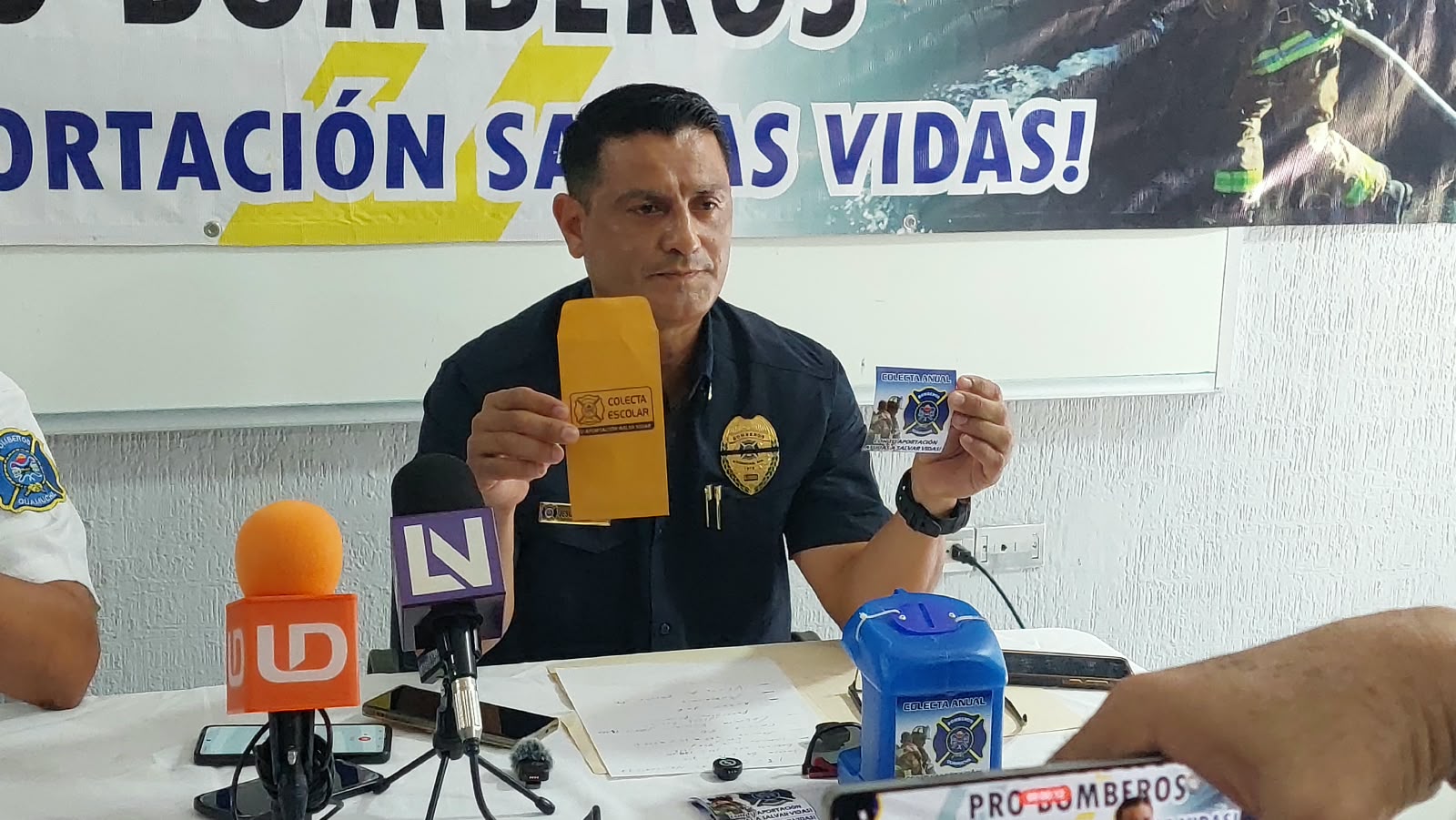 Bomberos de Guamúchil inician su colecta anual