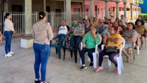 buscan impulsar economia de mujeres rurales en mazatlan reunion