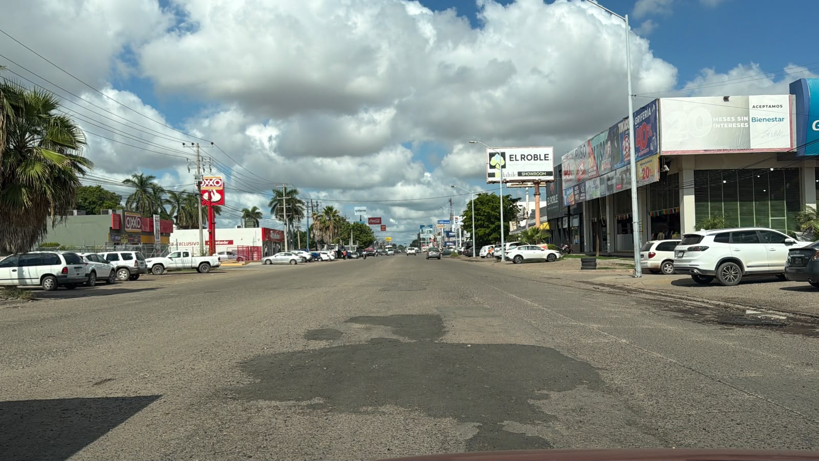 Se van atendiendo los baches en la vialidad de Los Mochis: OP