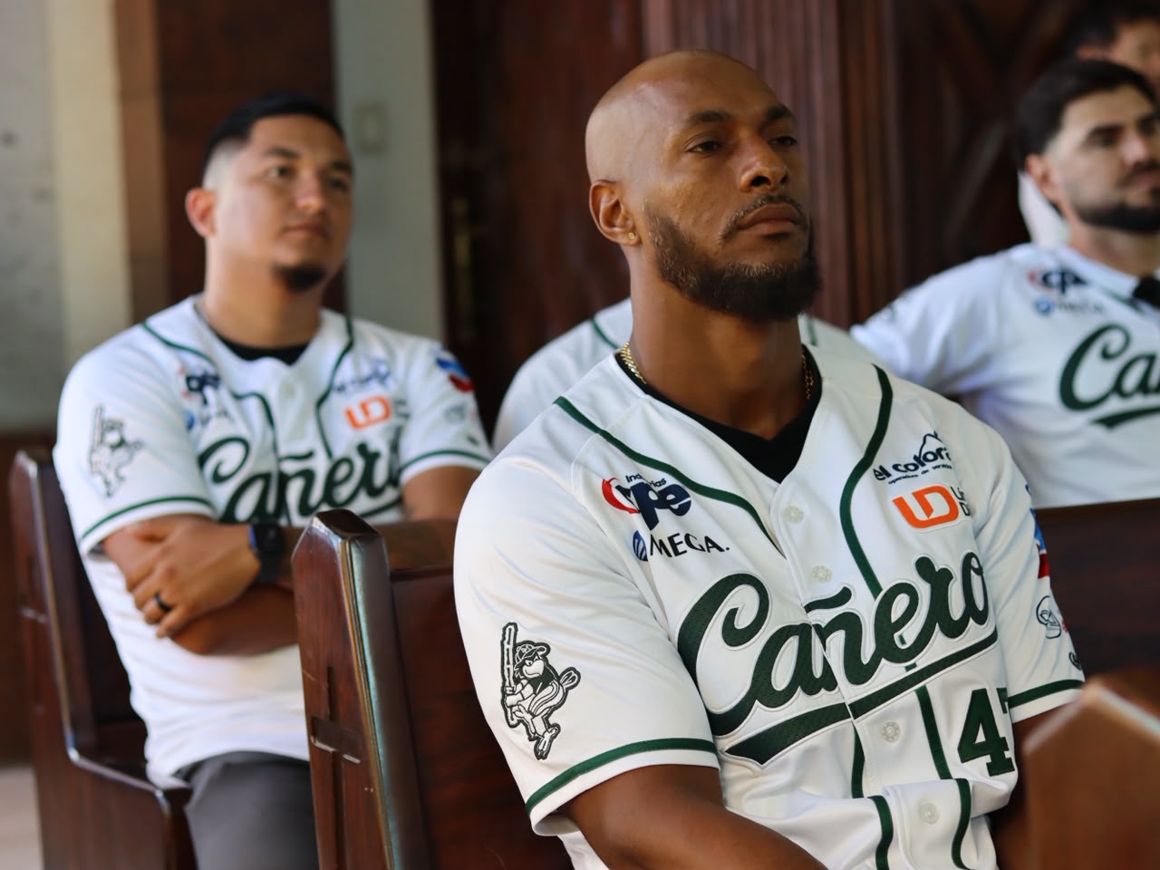 Cañeros de Los Mochis en misa previo al arranque de la LMP