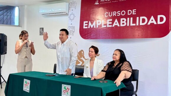 ¿Buscas trabajo? Capacitan gratis a 130 personas en Mazatlán, Sinaloa, para entrevistas y conseguir empleo