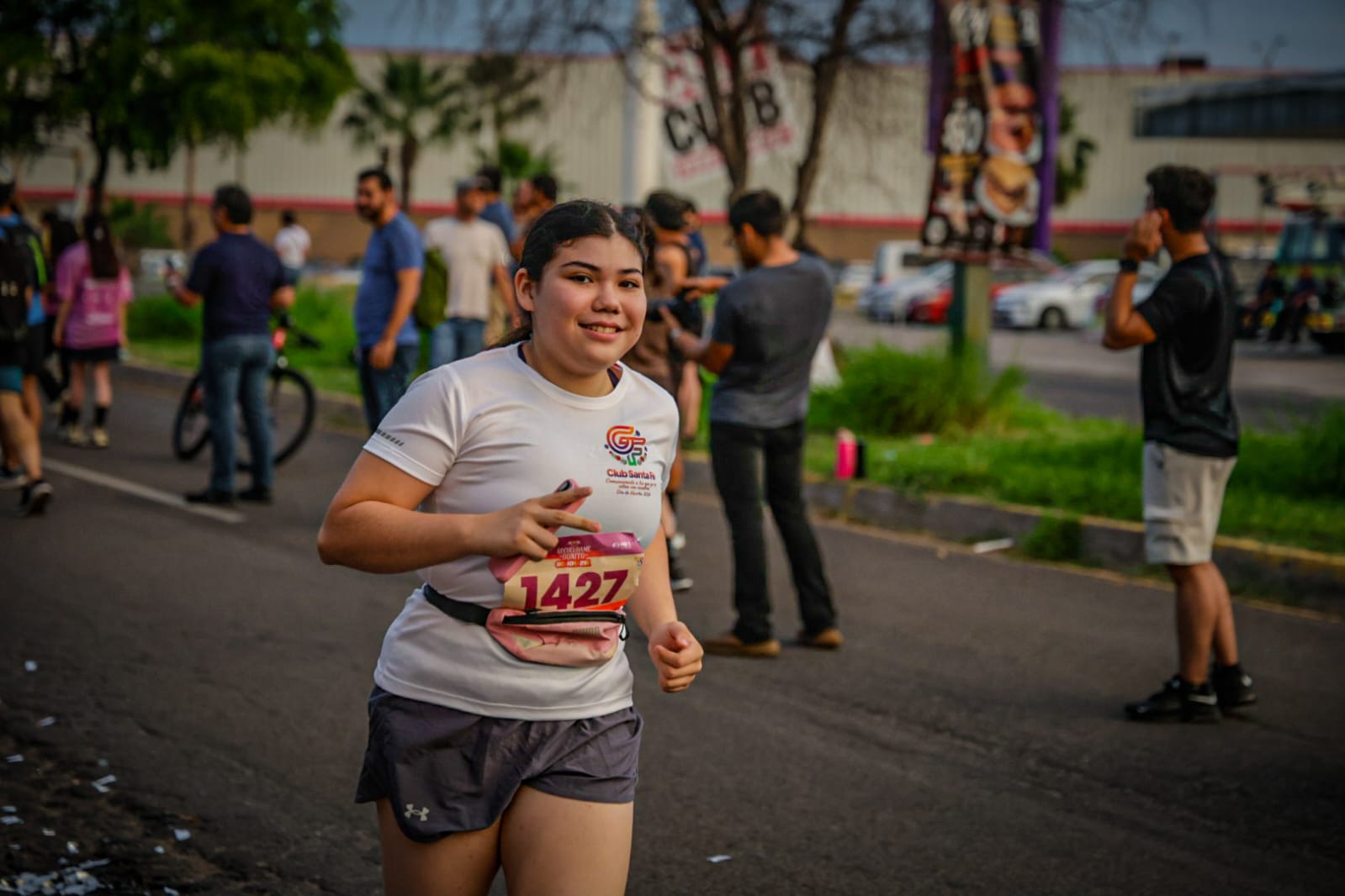 Arranca carrera "Recuérdame Bonito Kelder" en Culiacán