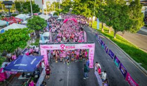 La piel de la Carrera Rosa Delia Barraza 2026 inmortaliza las batallas contra el cáncer de mama