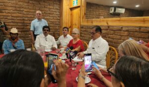 Renuncia Casimiro Zamora a Sedatu y levanta la mano por la alcaldía de Guasave