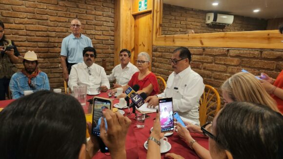 Renuncia Casimiro Zamora a Sedatu y levanta la mano por la alcaldía de Guasave