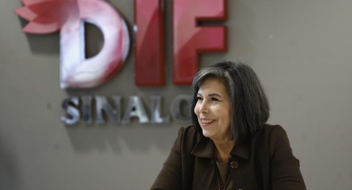 Catalina Esparza Navarrete asume presidencia honorífica del DIF Sinaloa