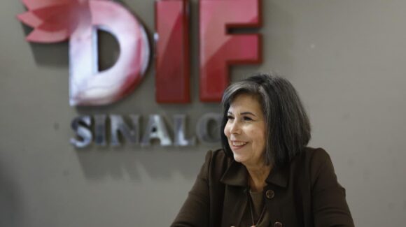 Catalina Esparza Navarrete asume presidencia honorífica del DIF Sinaloa