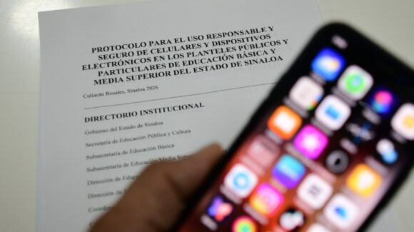 Regulará SEPyC uso de celulares en escuelas de Sinaloa a partir del 3 de noviembre; avanza el protocolo