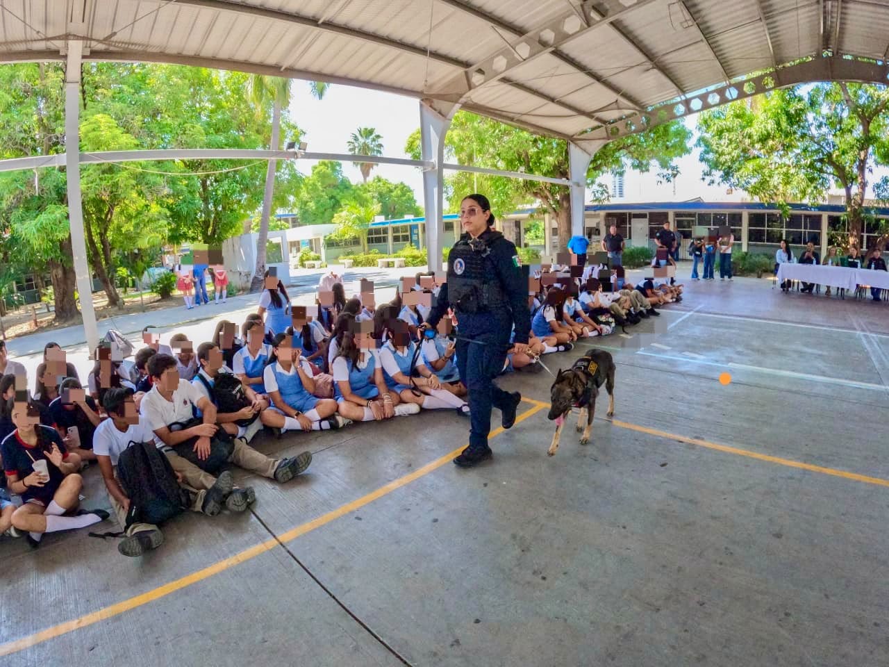 Charla de la SSPM en escuela de Mazatlán