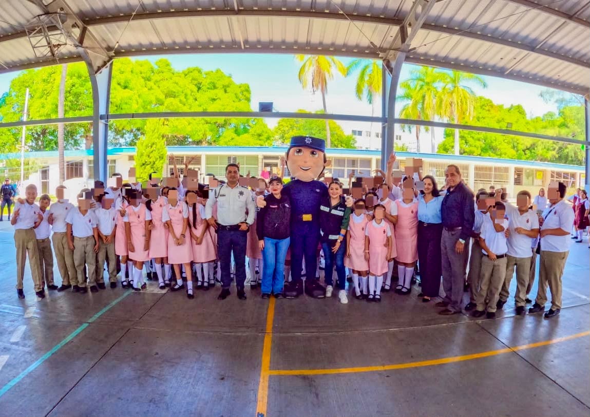 Charla de la SSPM en escuela de Mazatlán
